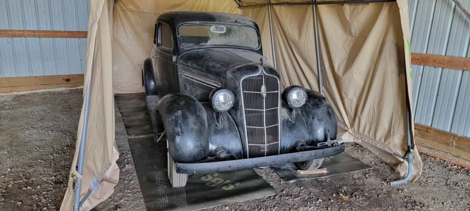 1935 Plymouth Coupe