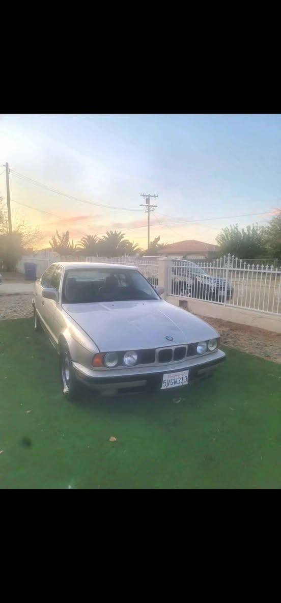 1989 BMW 525i