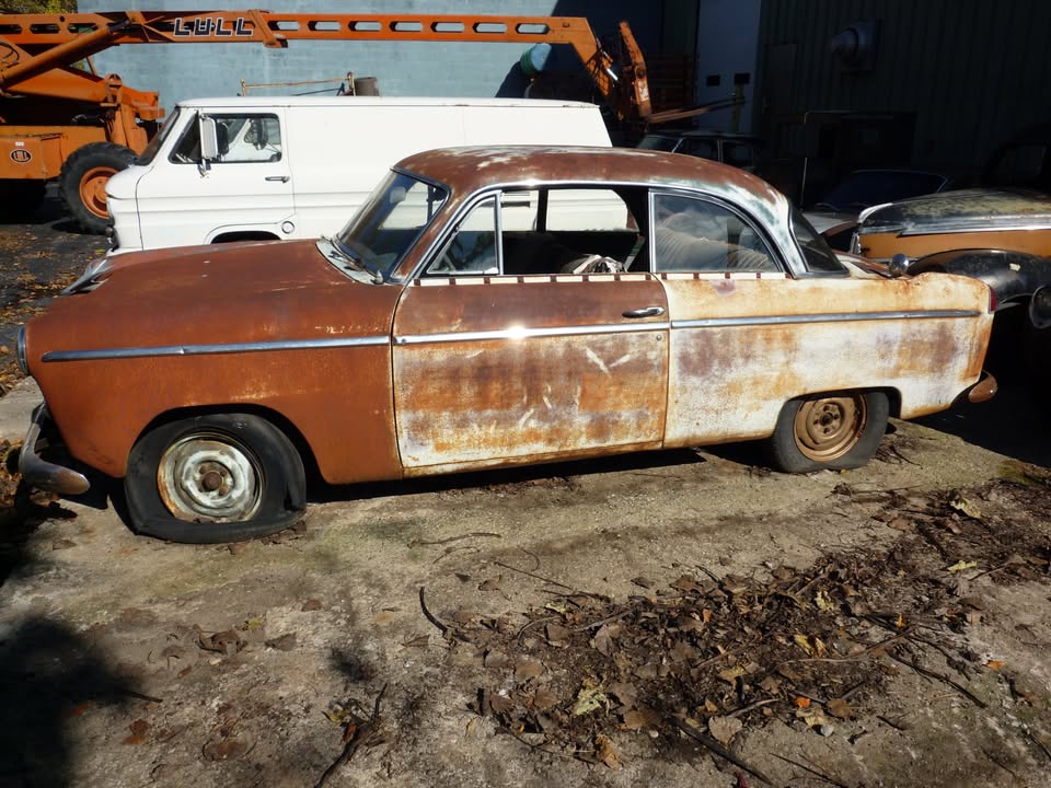 1953 Willys Aero