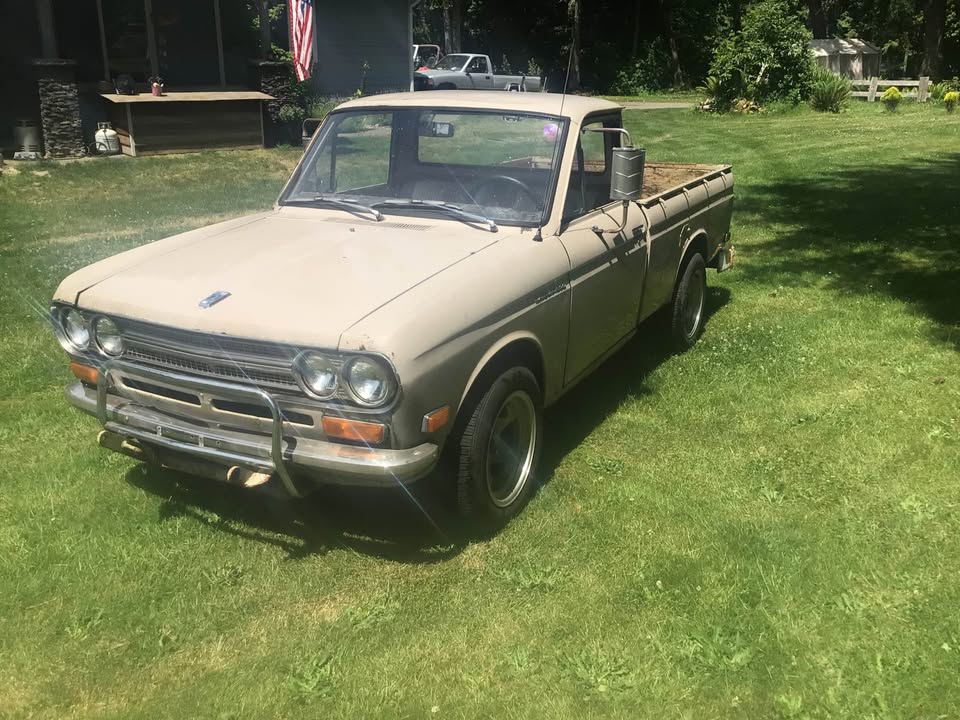 1972 Datsun 521 Pick up