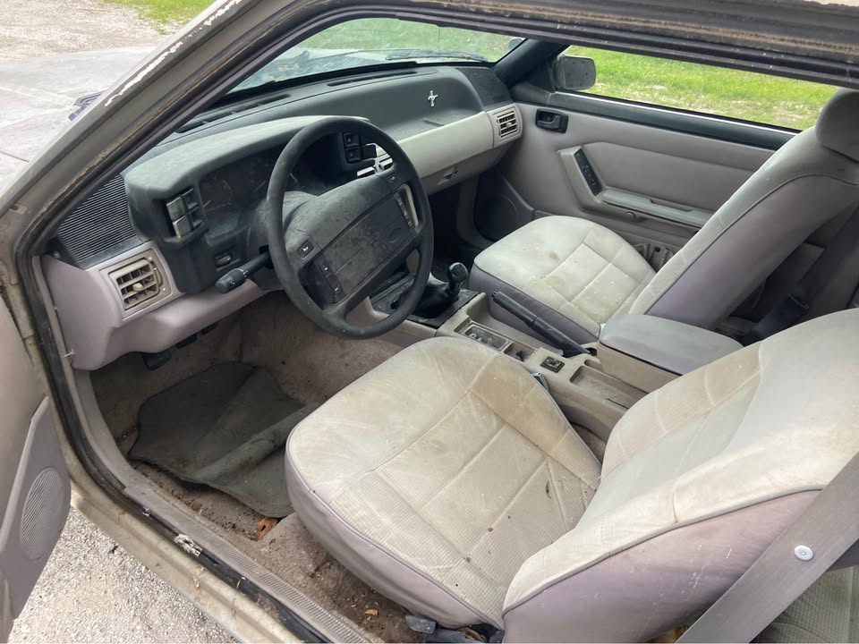 1992 Ford Mustang