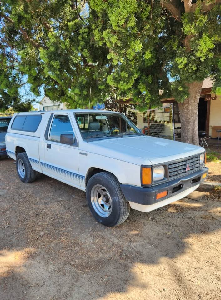 1989 Mitsubishi