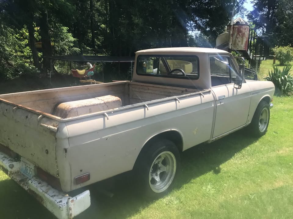 1972 Datsun 521 Pick up