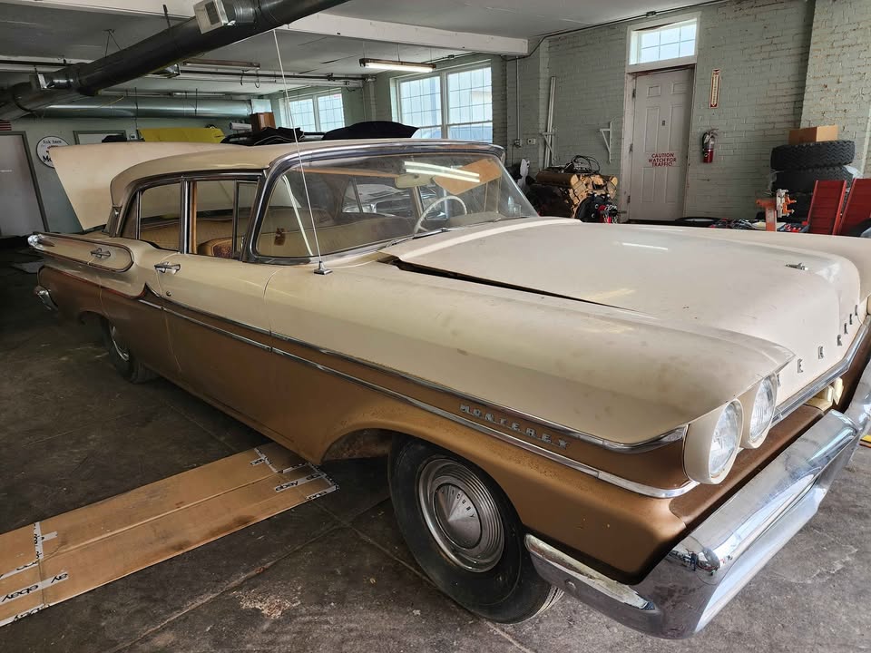 1958 Mercury Monterey