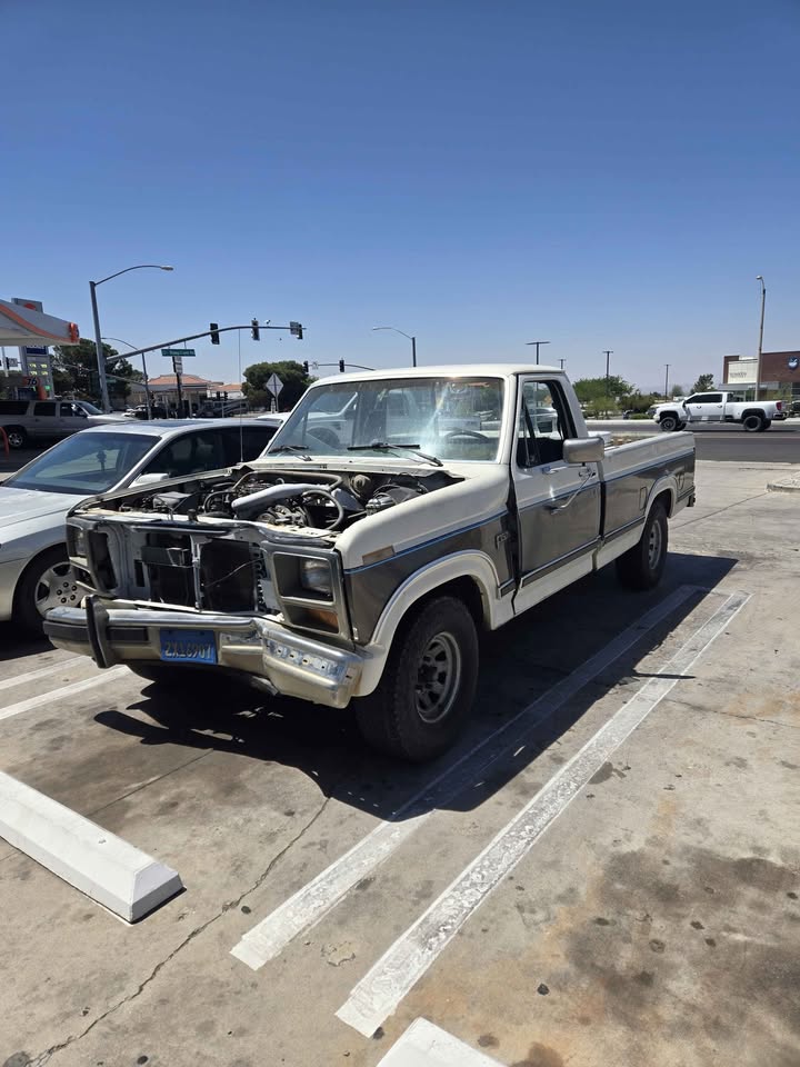 1986 Ford F150 Lariat