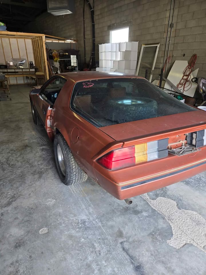 1985 Chevy Camaro