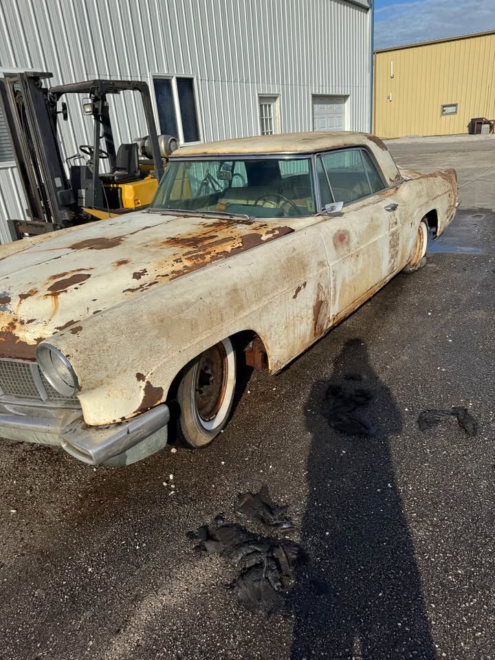 1956 Ford Continental