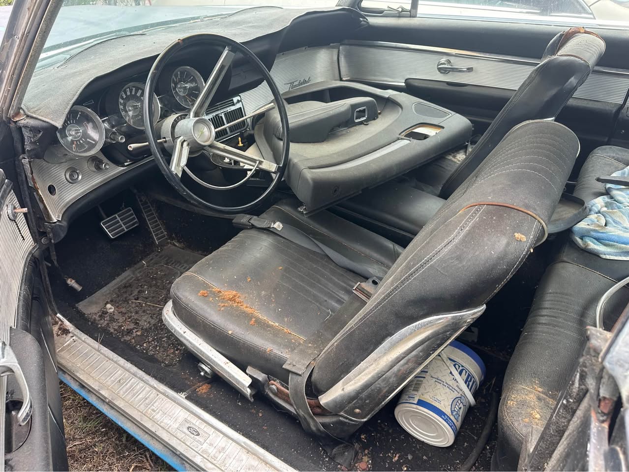 1963 Ford Thunderbird