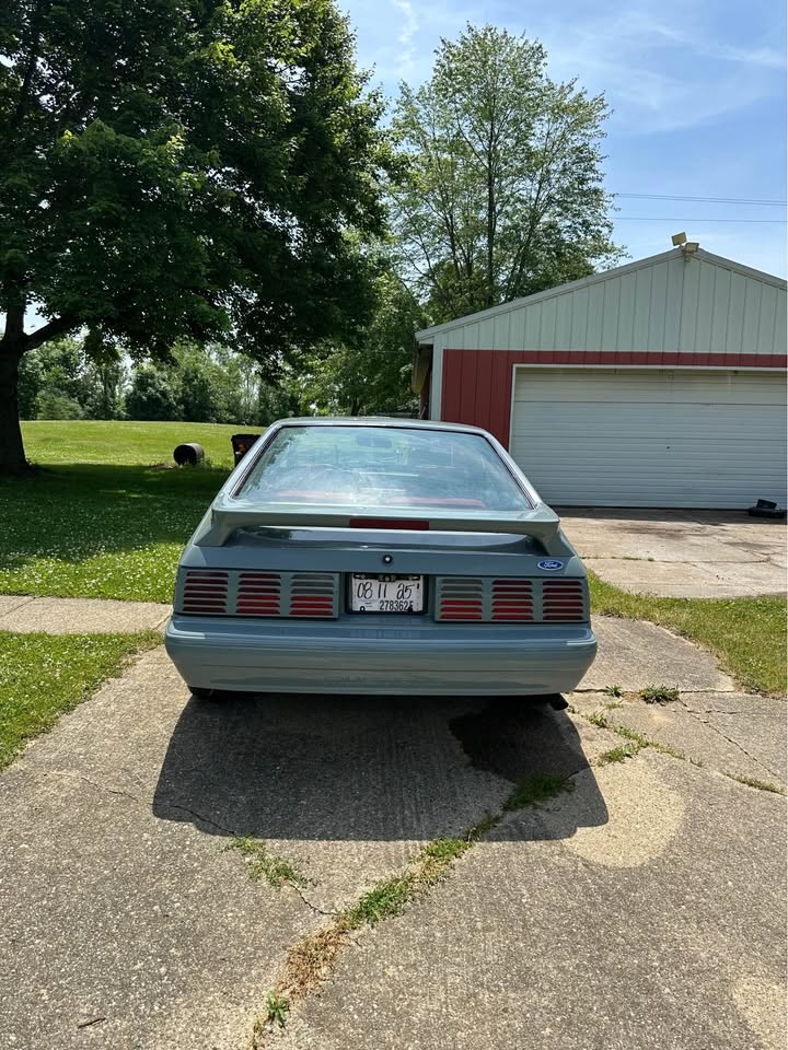 1988 Ford Mustang LX 5.0