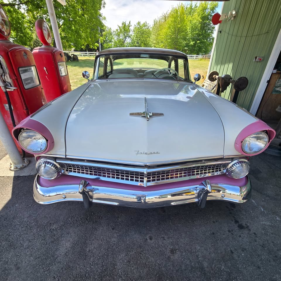 1955 Ford Crown Victoria