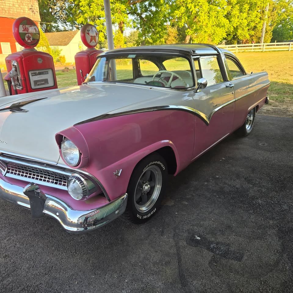 1955 Ford Crown Victoria