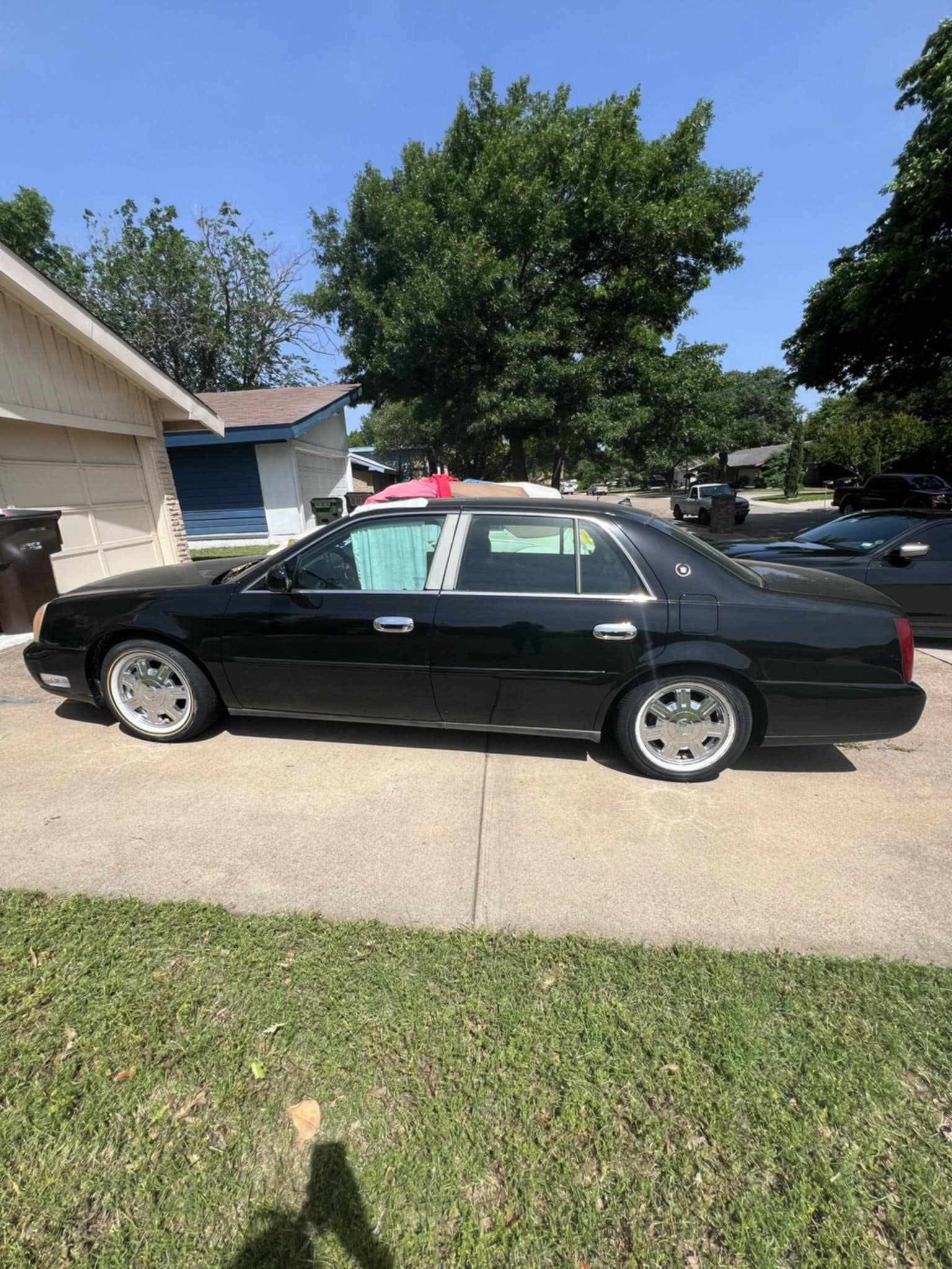2003 Cadillac Deville sedan, Black