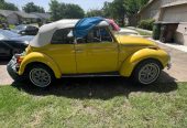1971 VW Super Beetle Convertible, yellow