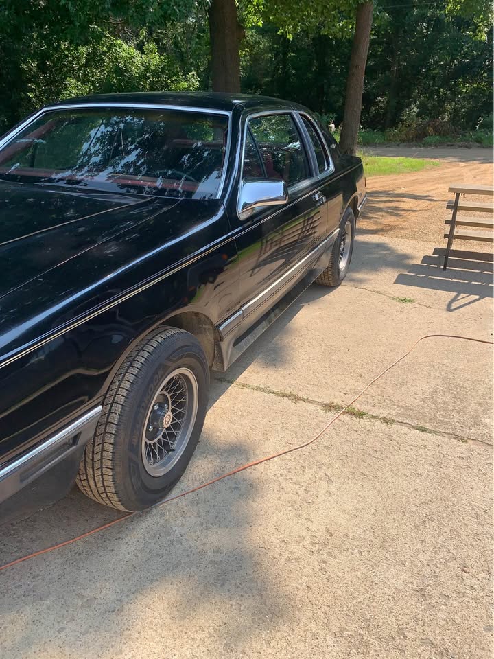 1983 Ford Thunderbird