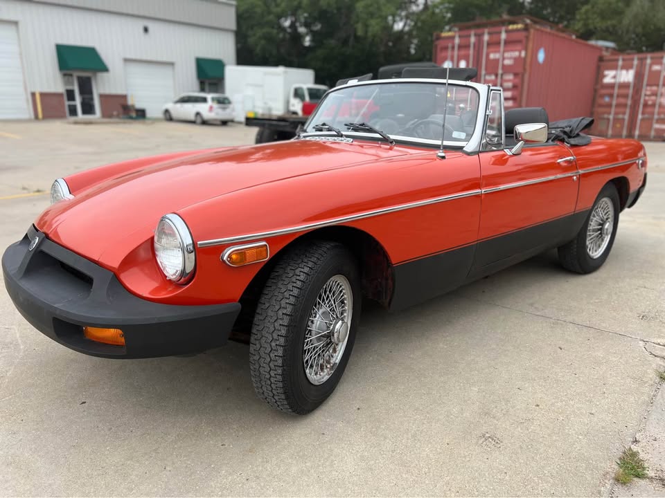 1977 MG