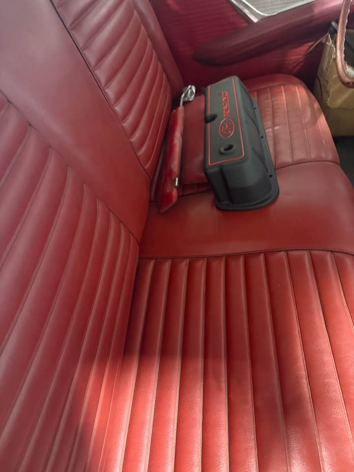 1957 Ford Thunderbird