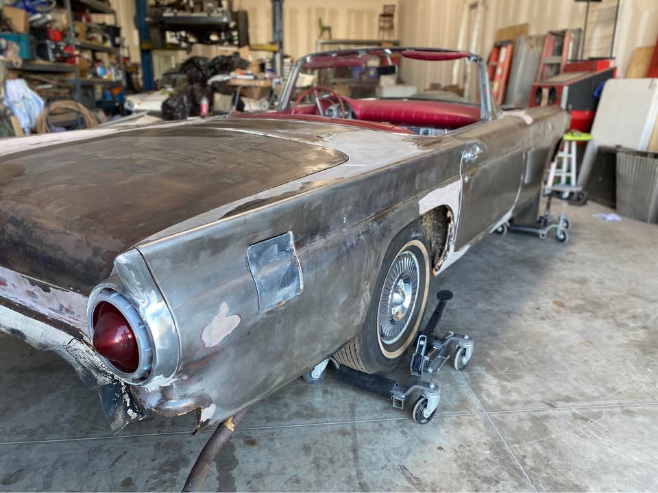 1957 Ford Thunderbird