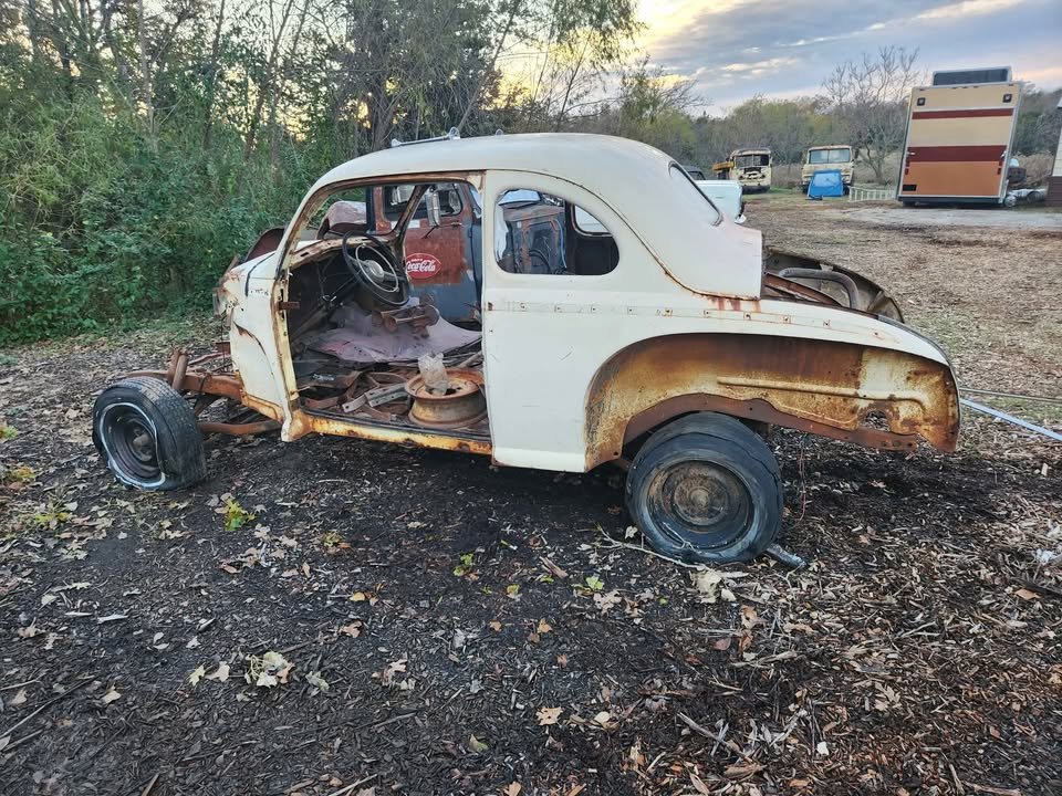 1948 Ford Coupe